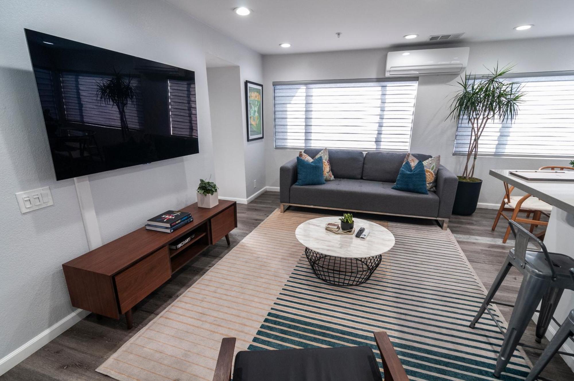 50 M To Sand Lgb 2 King Suites Long Beach Luaran gambar
